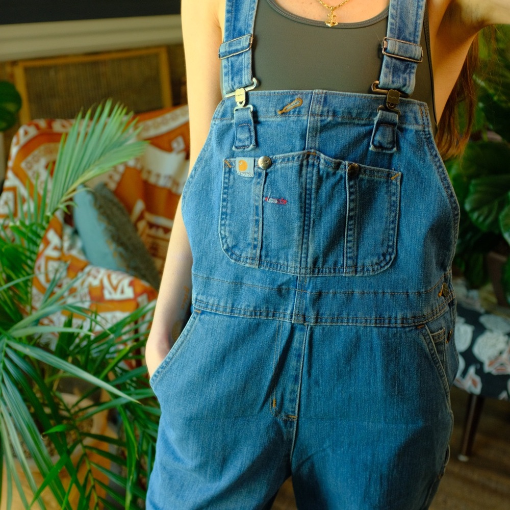 Classic vintage Carhartt denim overalls, super comfy and perfectly broken in